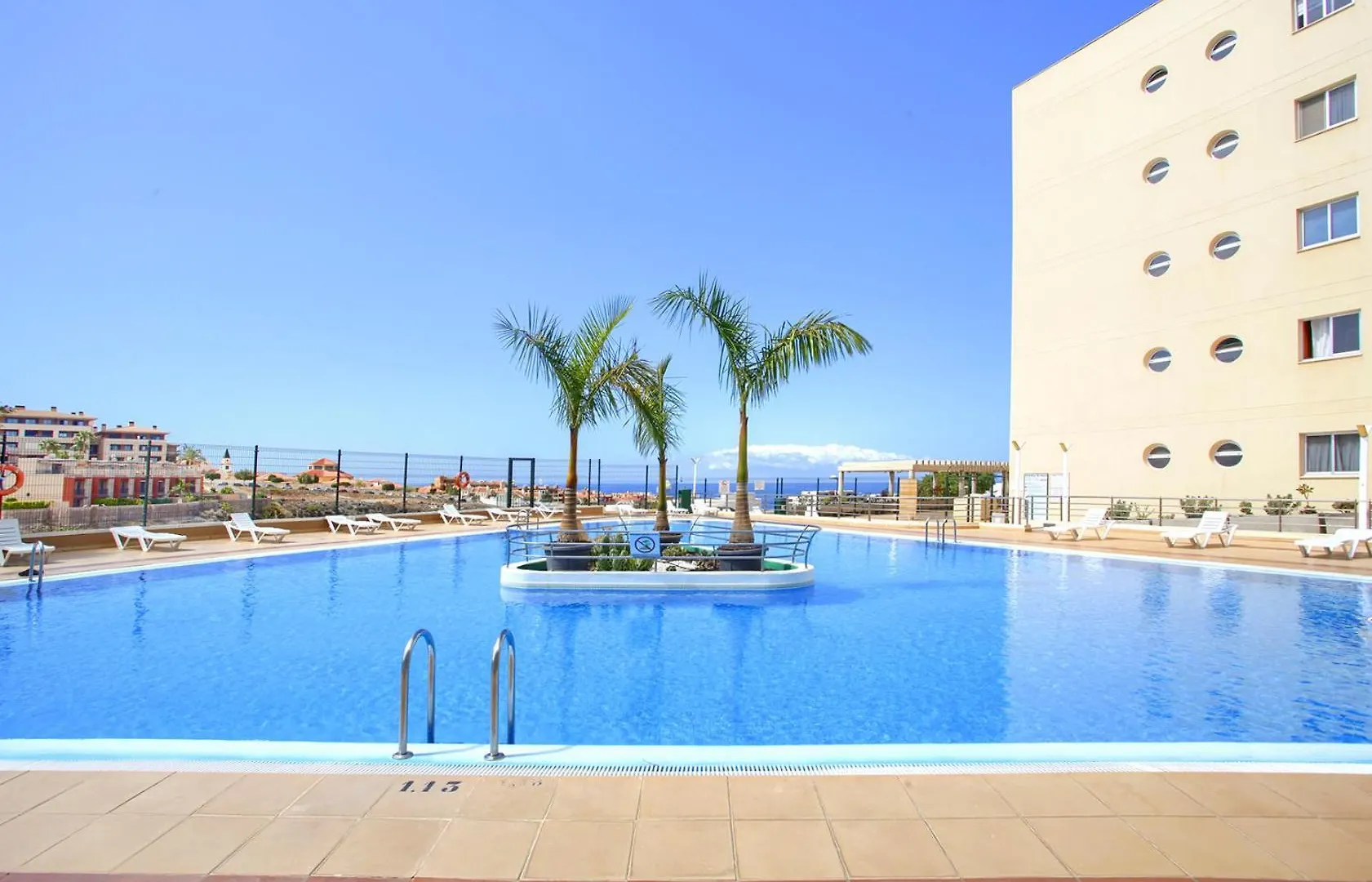 Premium Paradise Stay - Balcony Sea & Pool Views - Top Rated Costa Adeje  Apartment